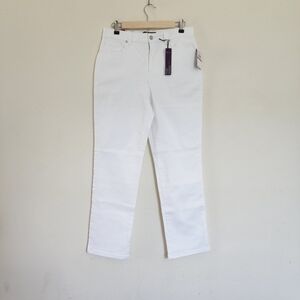 Gloria Vanderbilt The Original Slimming Jean, Classic Rise Tapered Leg size 8